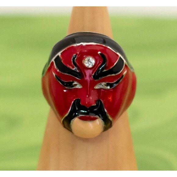 Vintage Red Tribal Mask Ring Size 8 - W2 - Picture 1 of 3